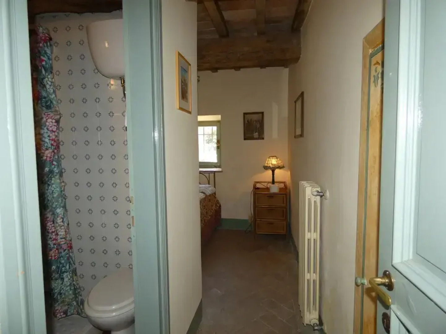 SCAPPO IN UMBRIA, Casale Monti