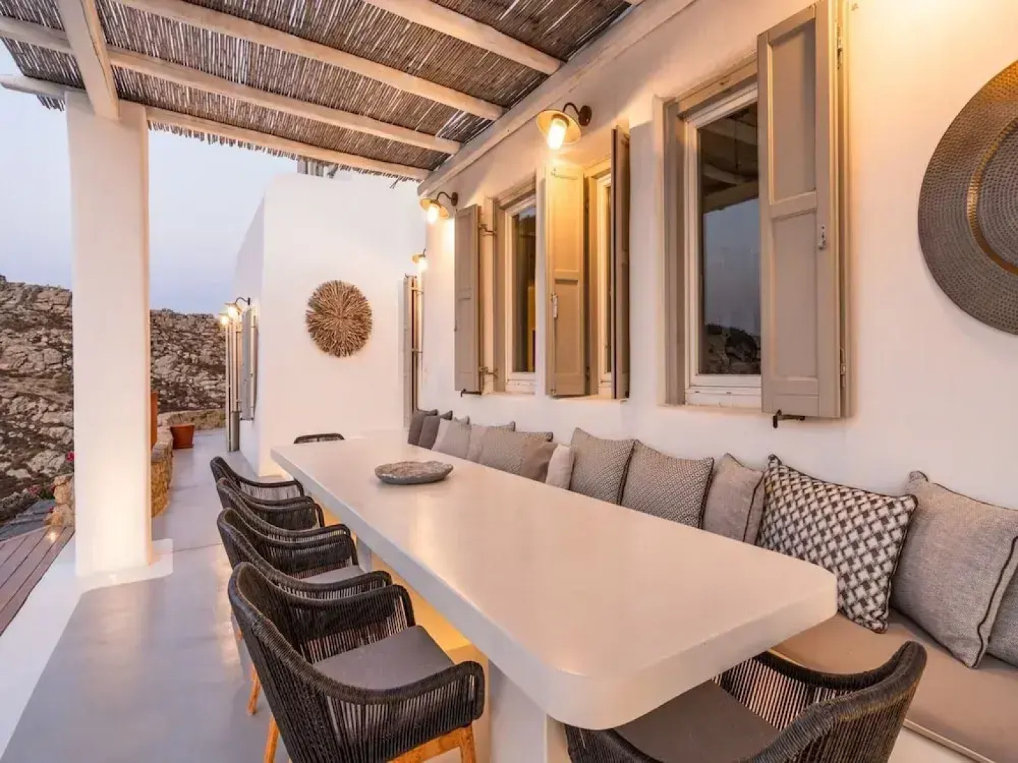 Stunning Villa Surrounded by Lush Greenery