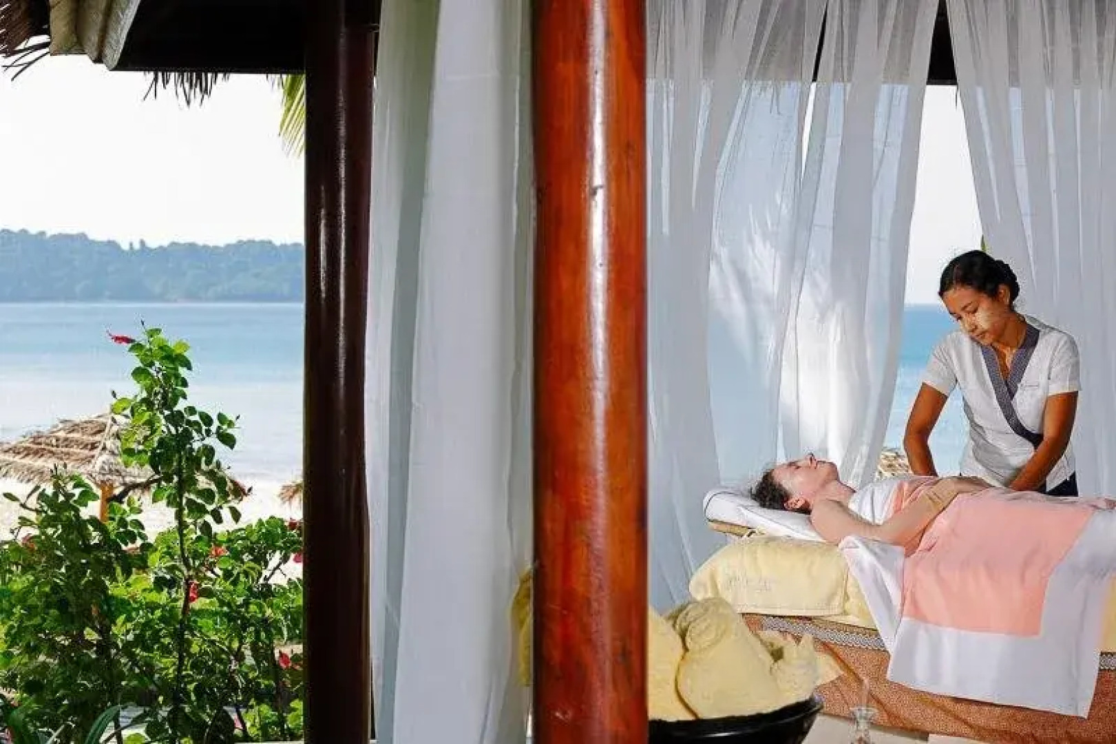 NgapaliI Bay Villas & Spa