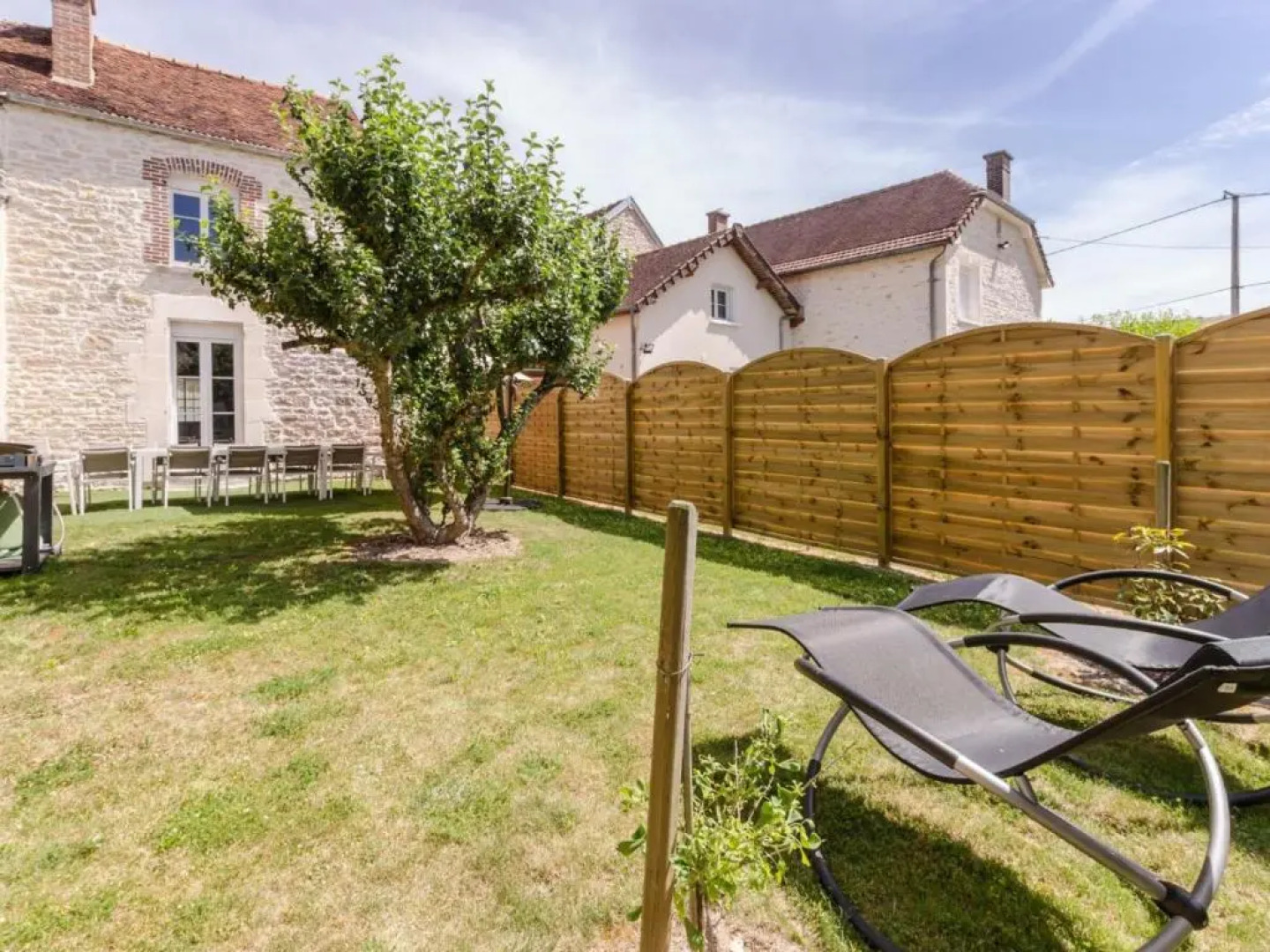 Gîte Balnot-sur-Laignes, 7 pièces, 15 personnes - FR-1-543-188