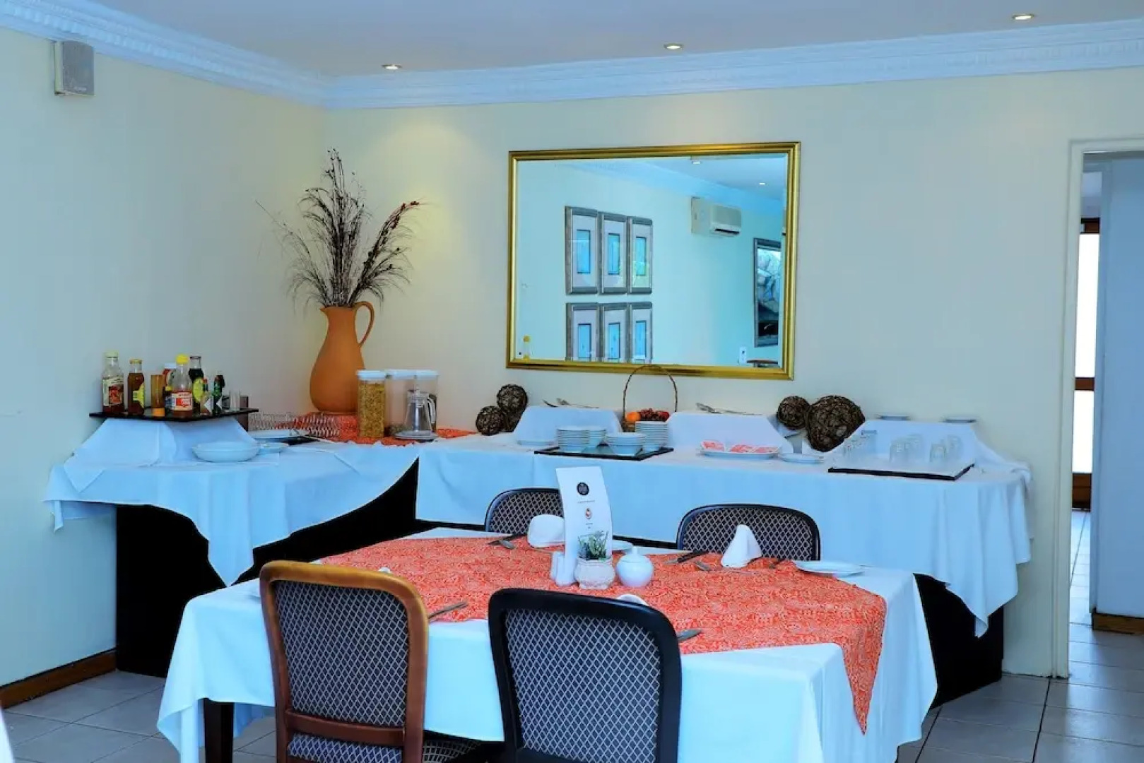 Kings Tide Boutique Hotel