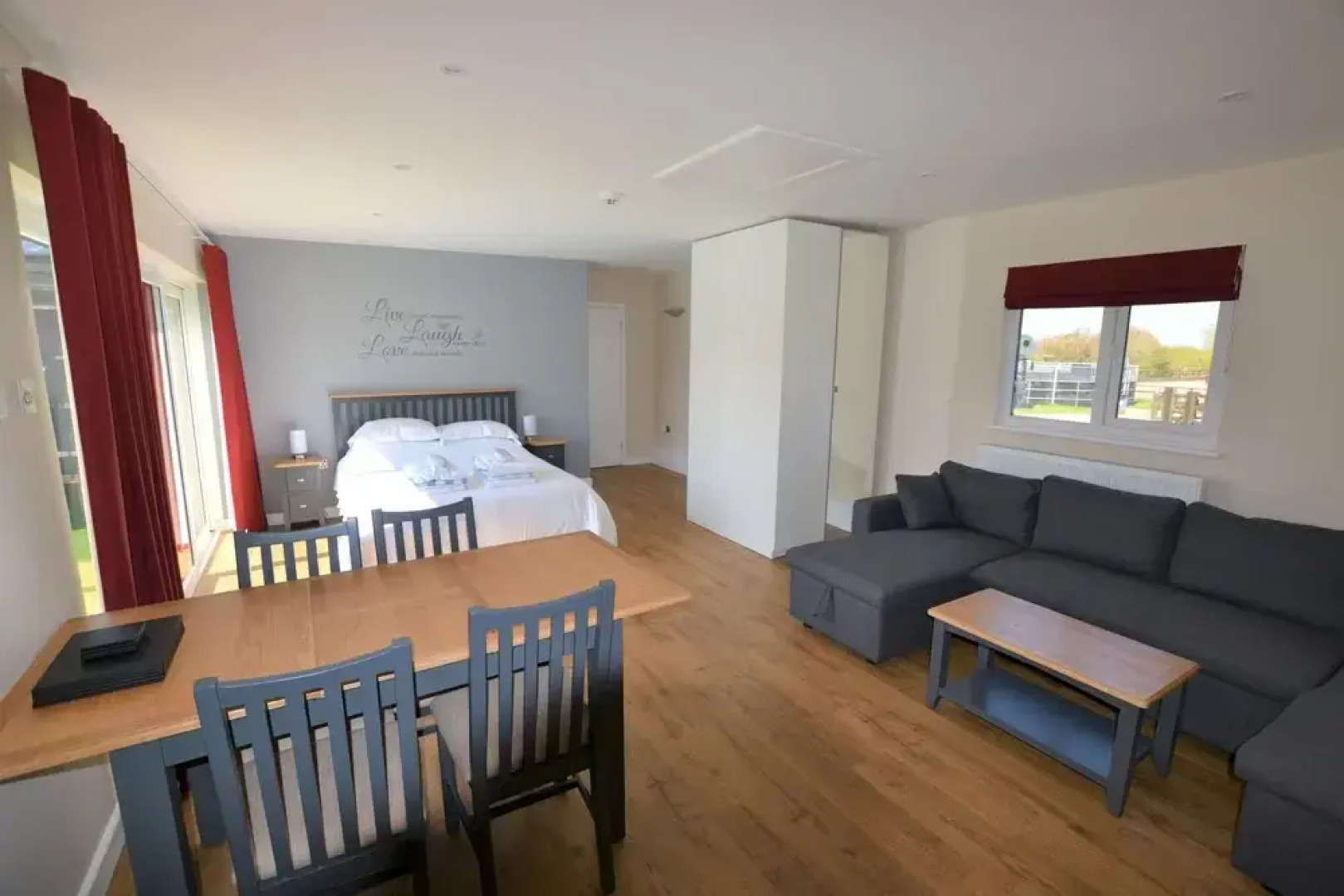 The Chiltern Lodges at Upper Farm Henton