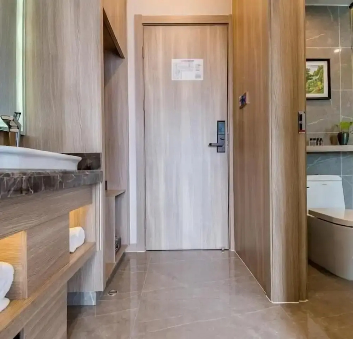 Vyluk J Hotel National Plaza Xinping