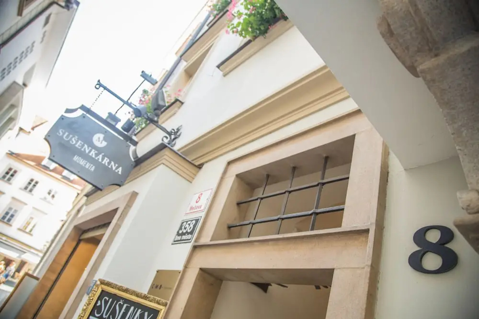 President Boutique Apartment