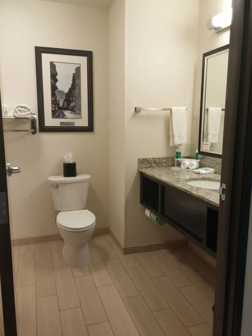 Holiday Inn Express & Suites Golden - Denver Area by IHG