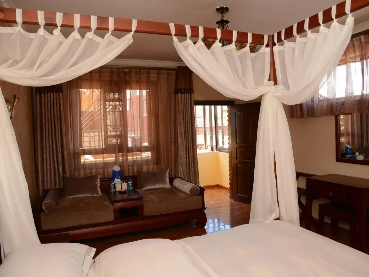 Shangri-La Lanxi Boutique Inn