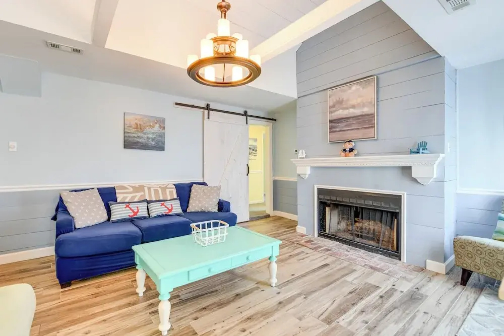 Fish, Swim & Boat: Colonial Beach Bungalow