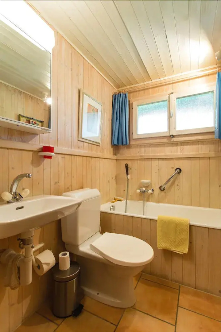 Alp Sunrise - Top View Cosy Chalet