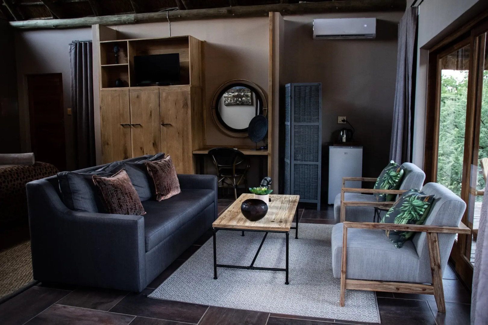 Black Rhino Game Lodge