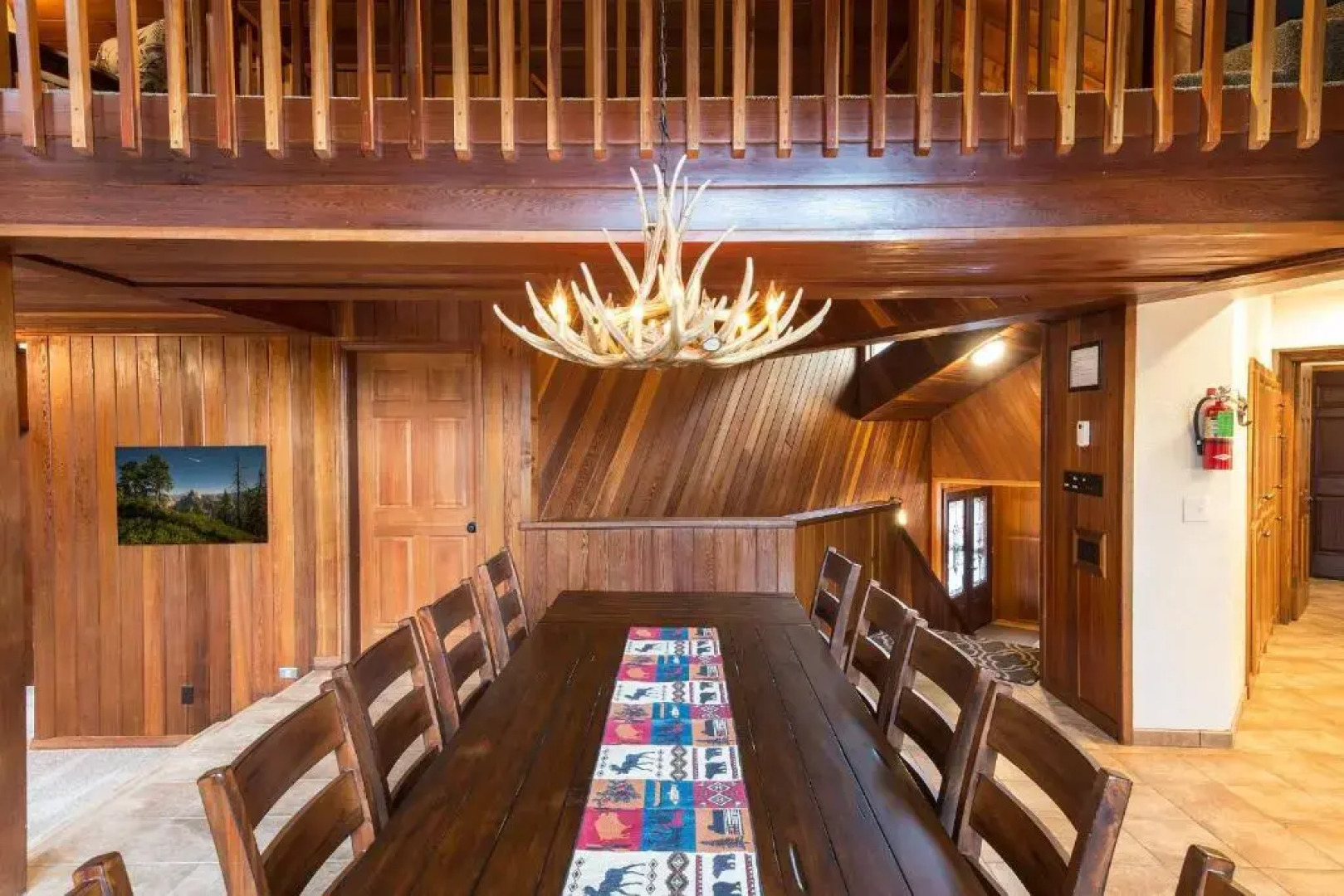 Four Seasons - 3br/4ba Holiday Home