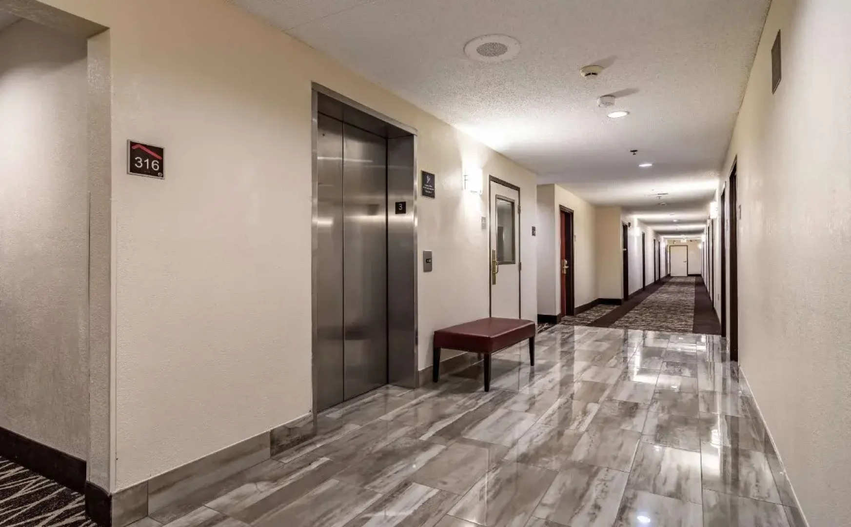 Red Roof Inn PLUS+ & Suites Atlanta Airport South
