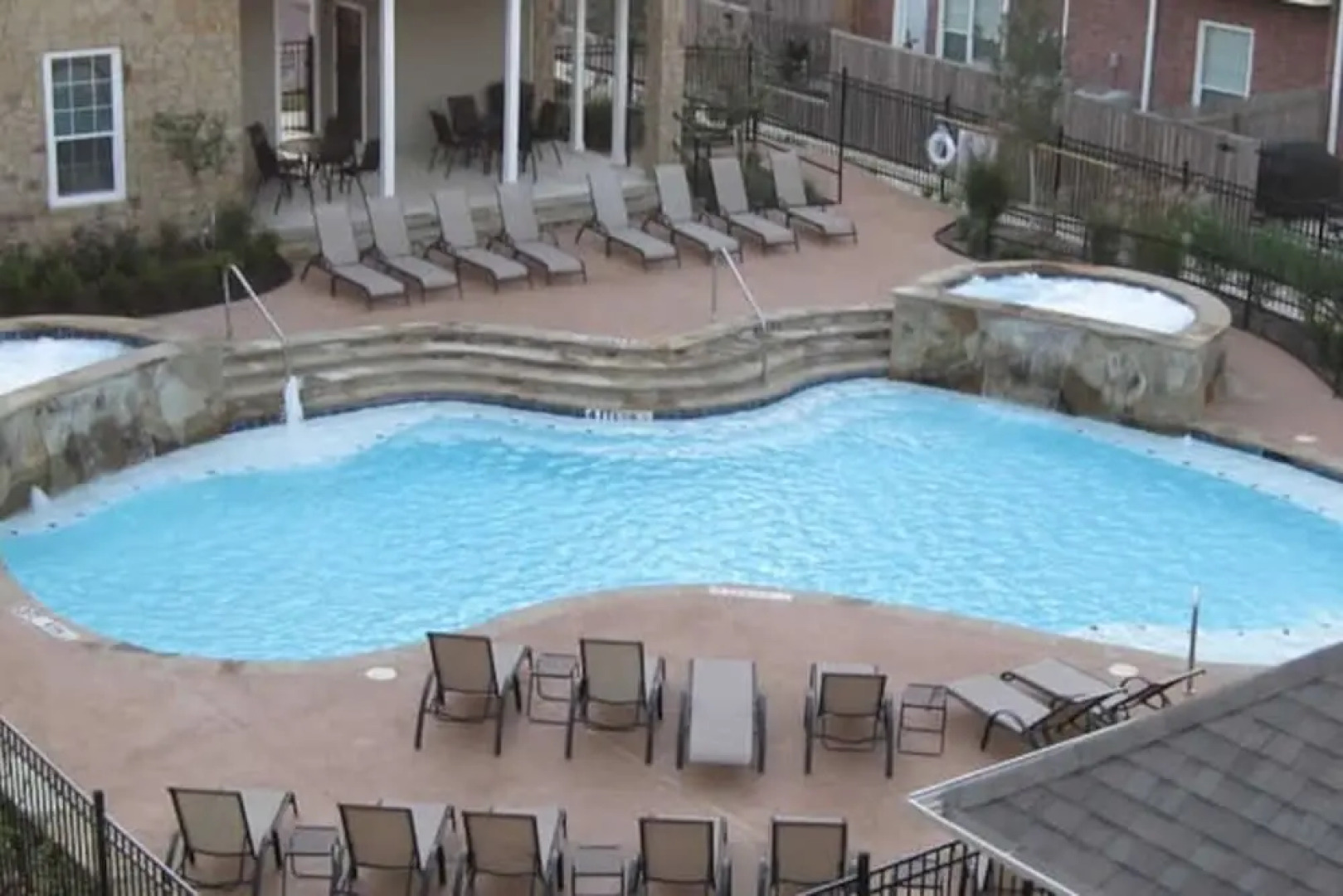 305 Holleman Dr. East  304