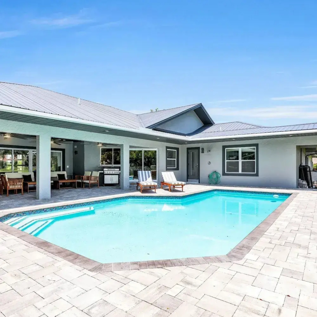 Luxury 6 000 Sqft Oasis Pool Sleeps 16