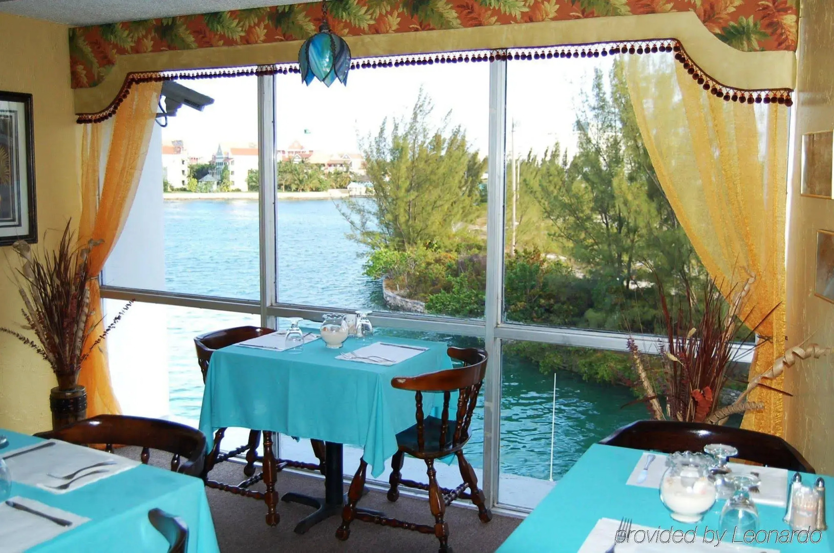 Bell Channel Inn Hotel