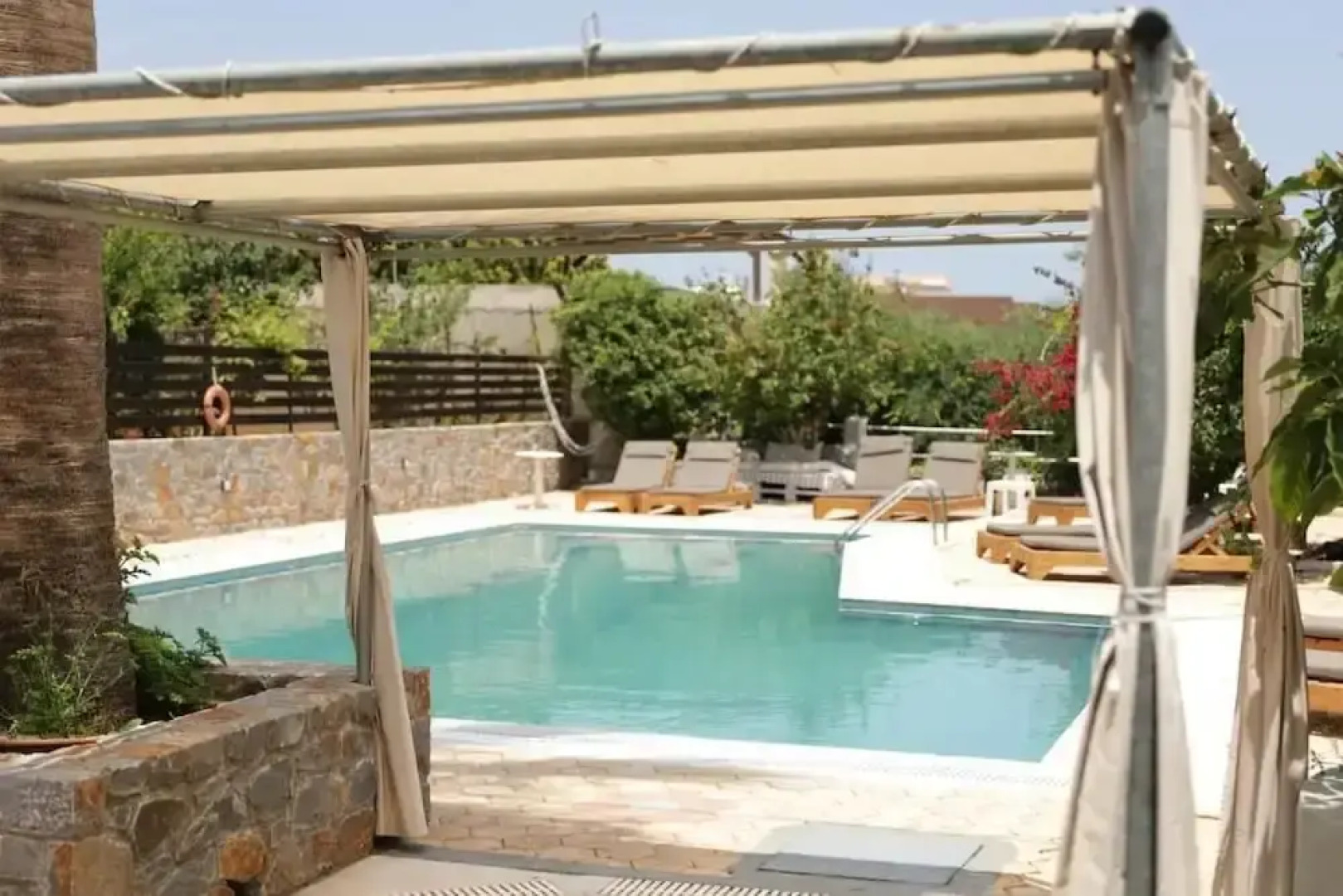 Maria Apartments by Checkin