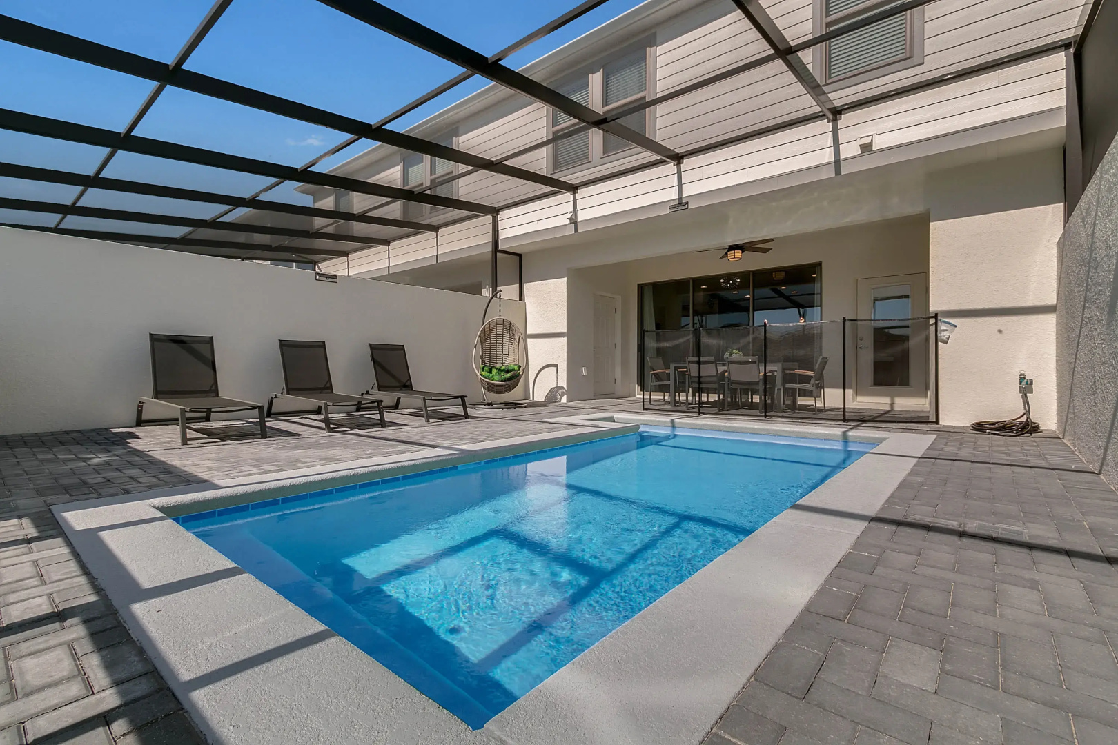 5 Bedrooms / 4.5 Bathrooms / Windsor at Westside (8928 SA), Kissimmee, US