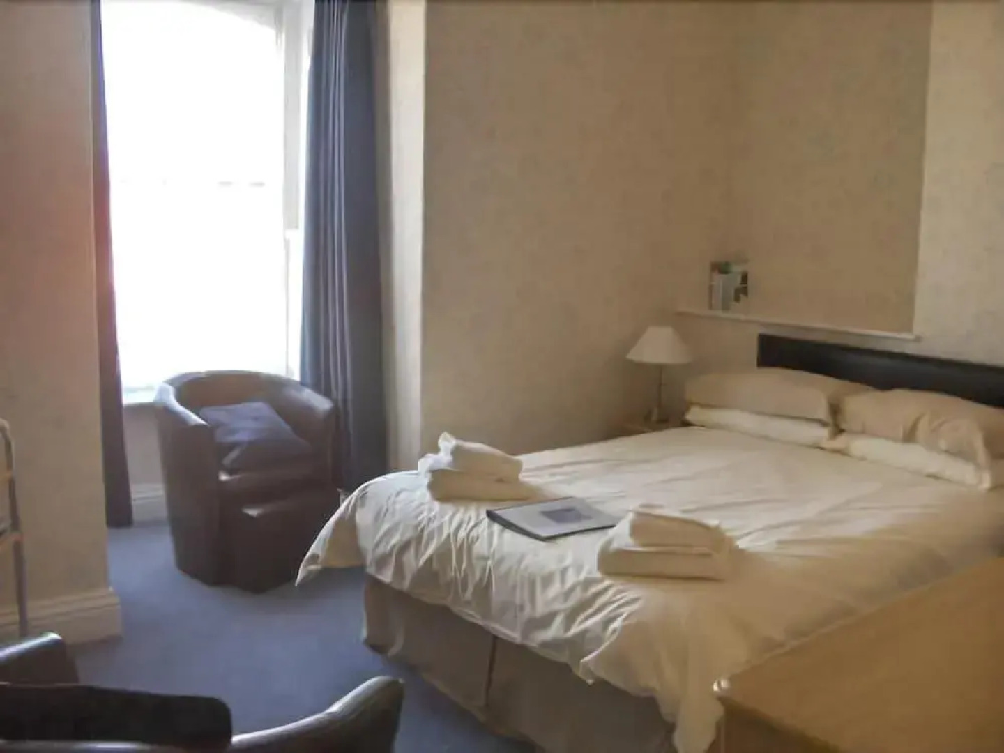 The Waverley - Guest house