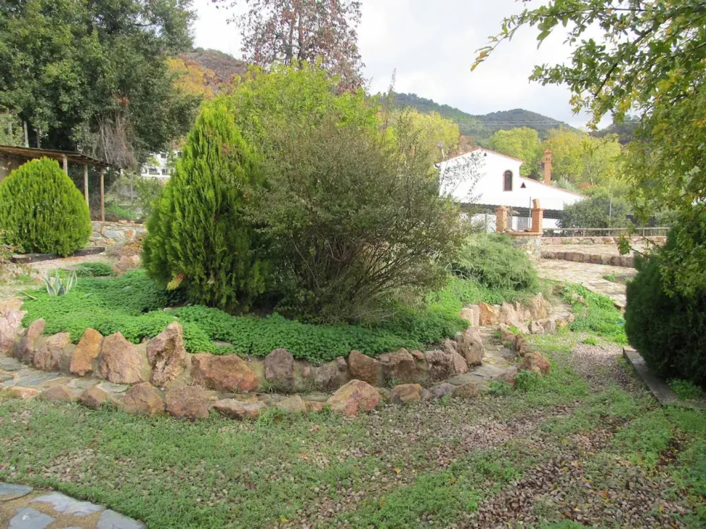 Albergue Rural Almonaster