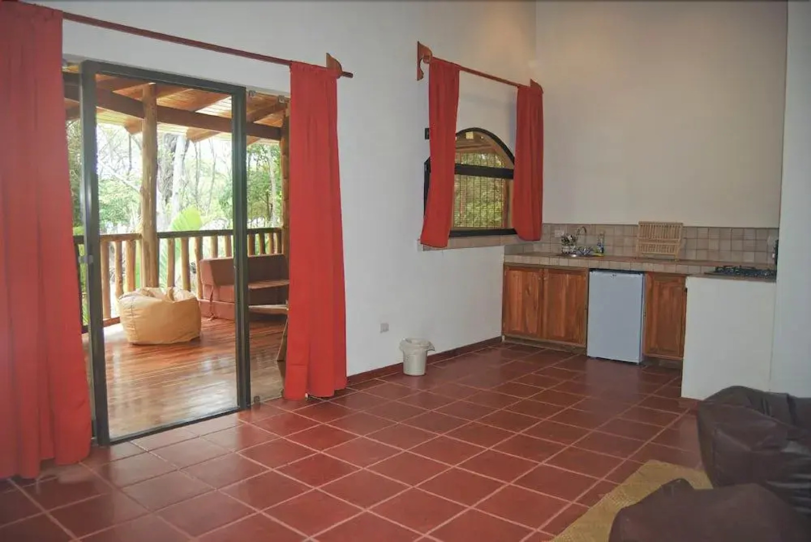 Pacífica Surf Studios