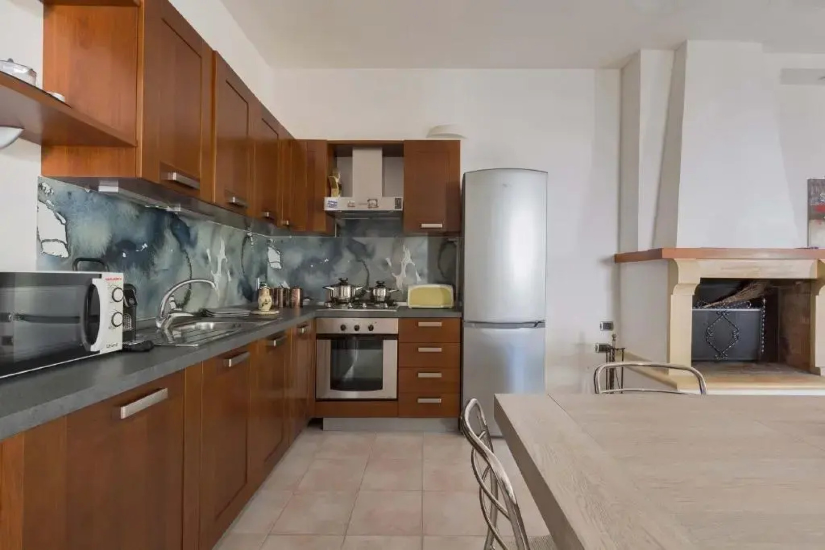 Villa Chiaraluna by BarbarHouse