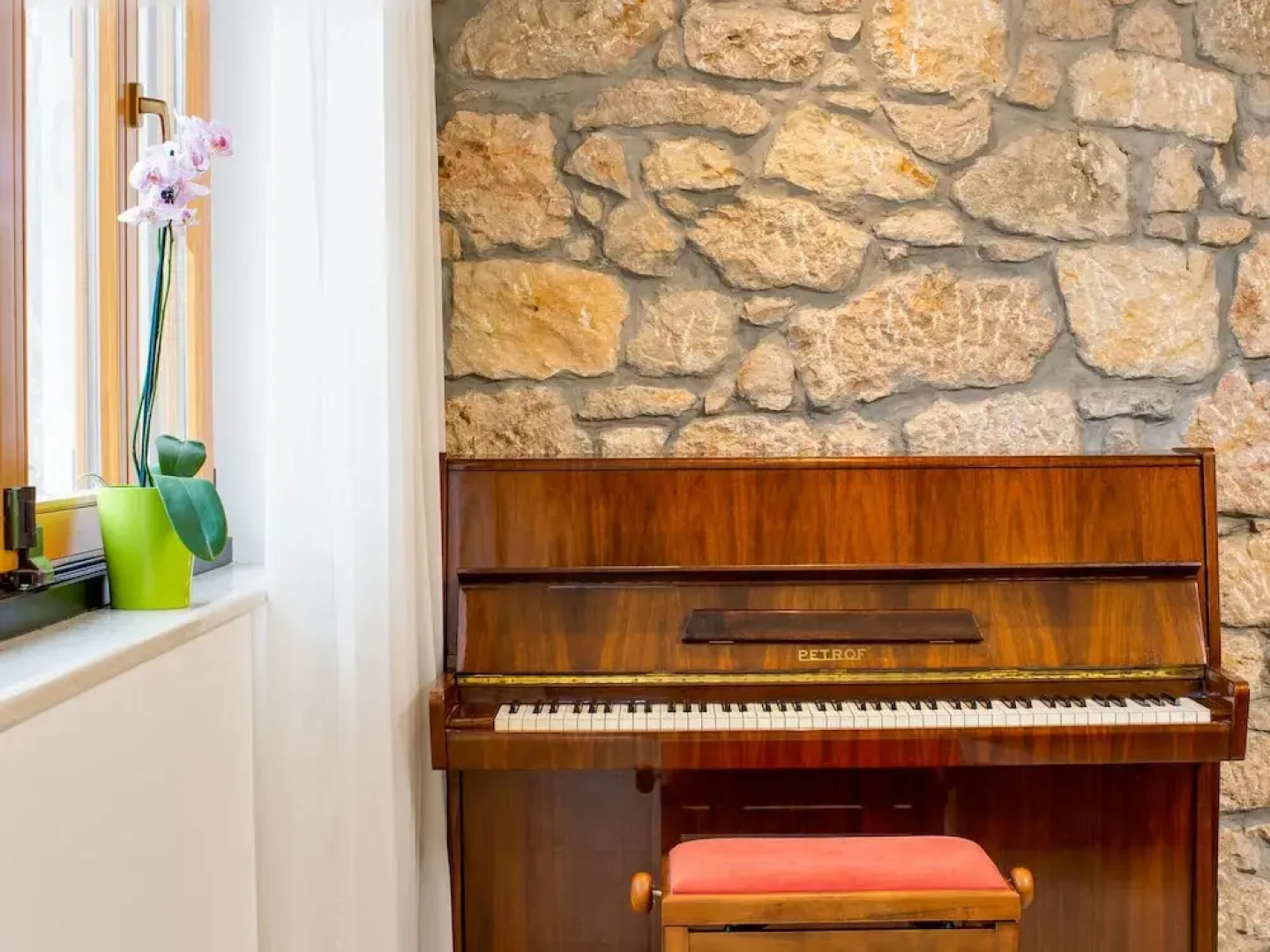 Modern Apartment in Rijeka With Garden