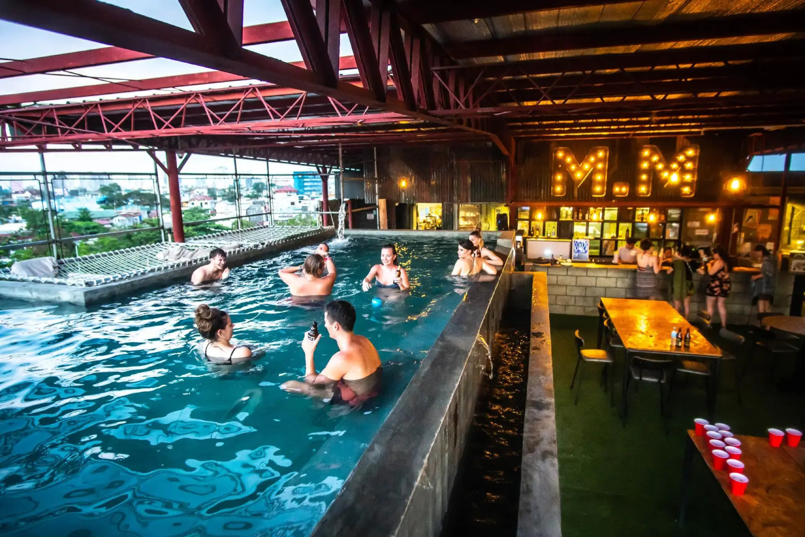 Mad Monkey Hostel Cebu City