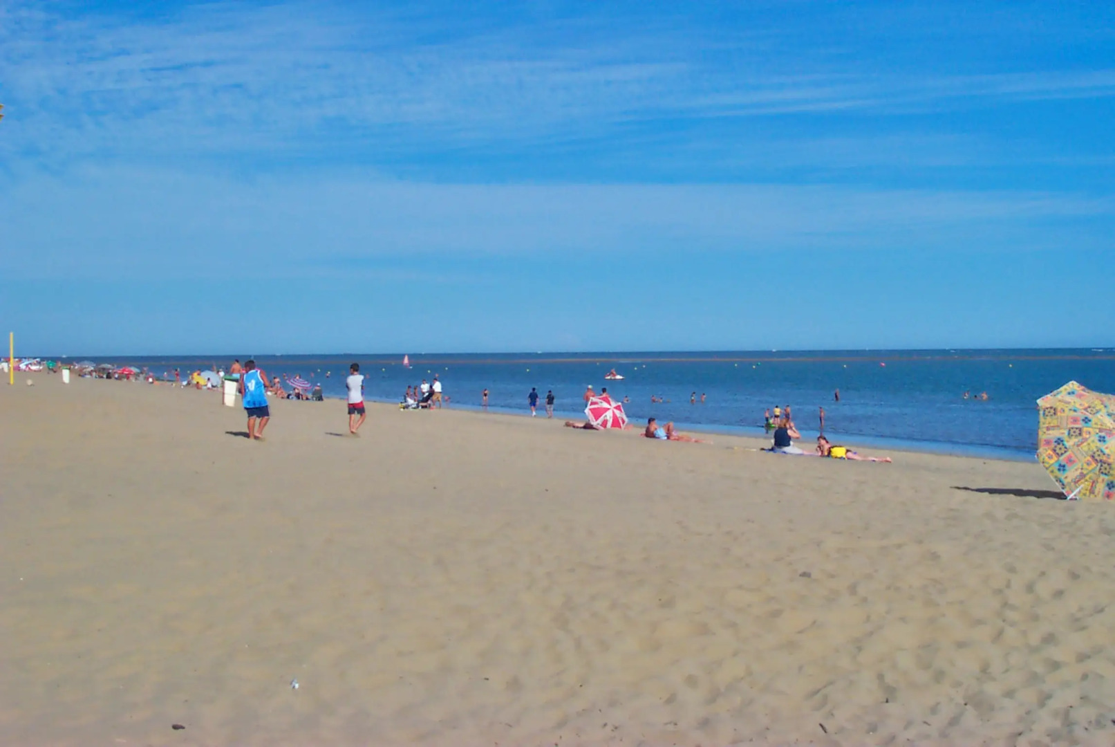 Apartamentos Leo Canela