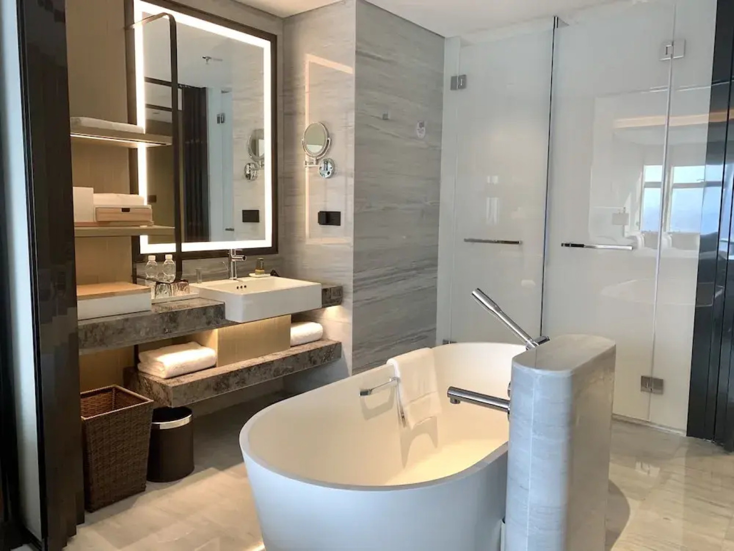 Xuzhou Marriott Hotel Lakeview