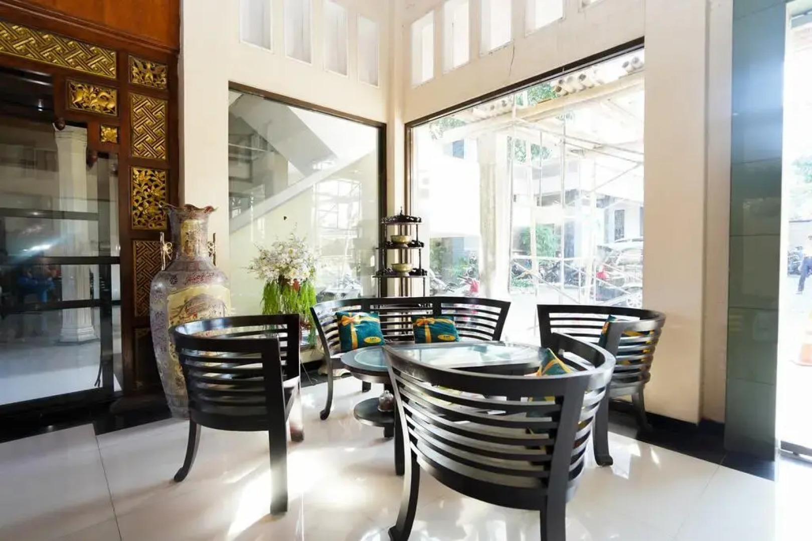 OYO 1430 Hotel Ratna Syariah