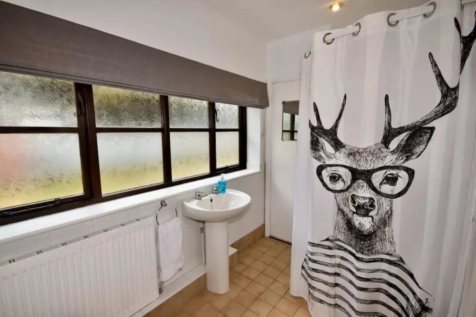 Tithe is a Stunning Barn Conversion Close to Ryde Sleeps 6