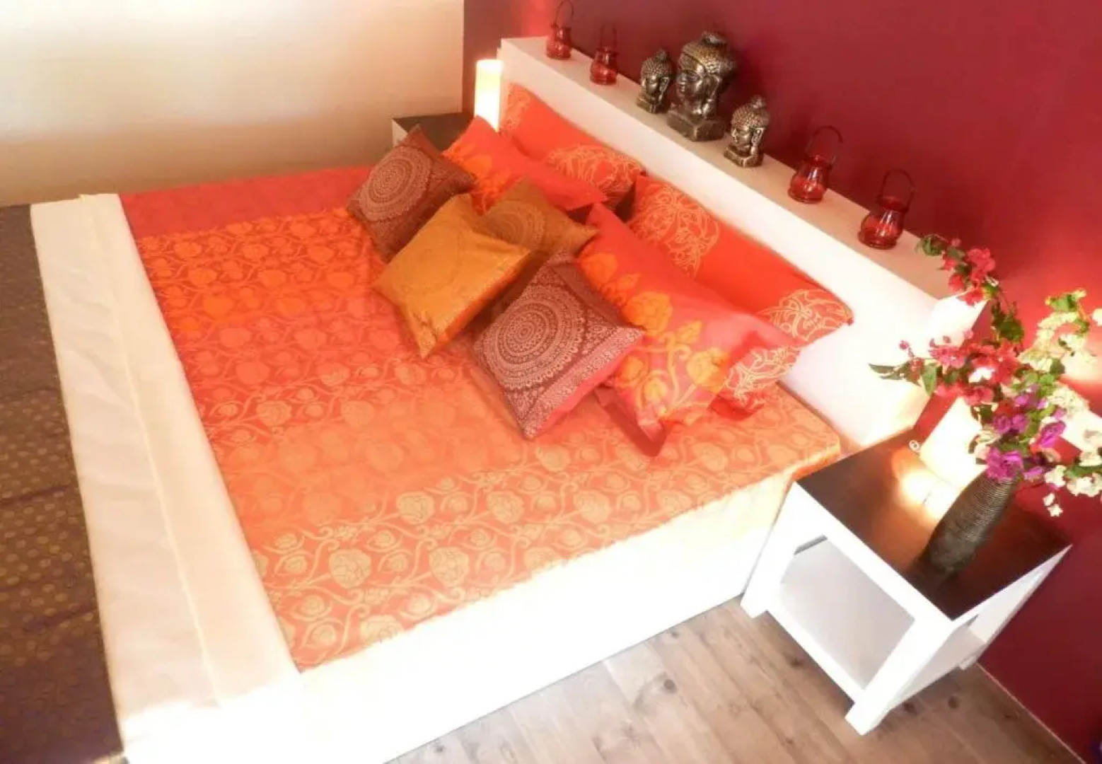 Phoenix Island Resort