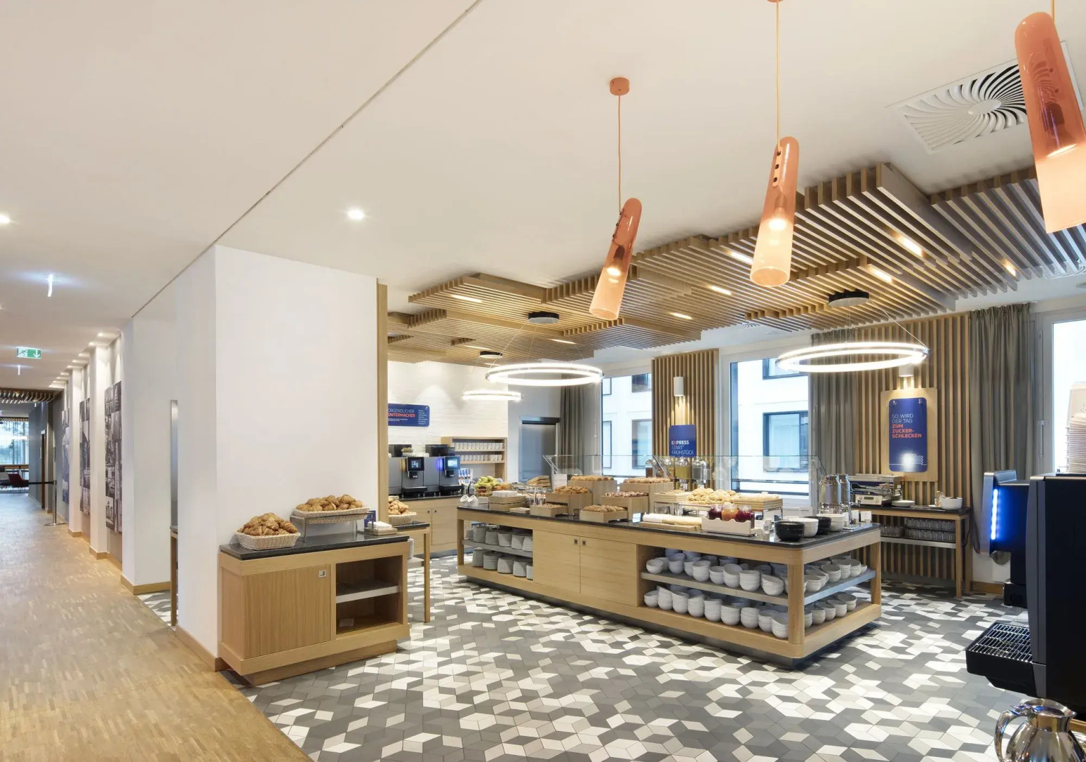 Holiday Inn Express Munich City West by IHG