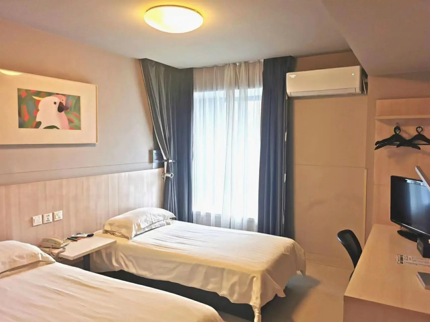 Jinjiang Inn Wuhu Fangte Yinhu North Road