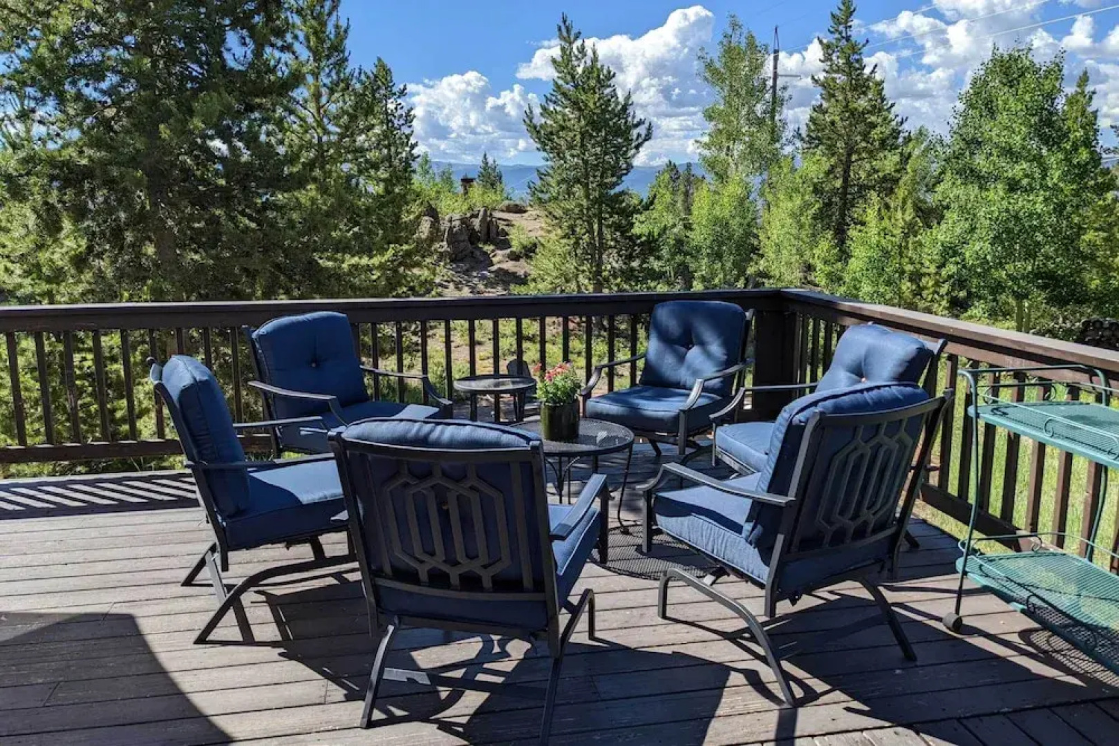 Mtn-view Retreat w/ Hot Tub in Granby!