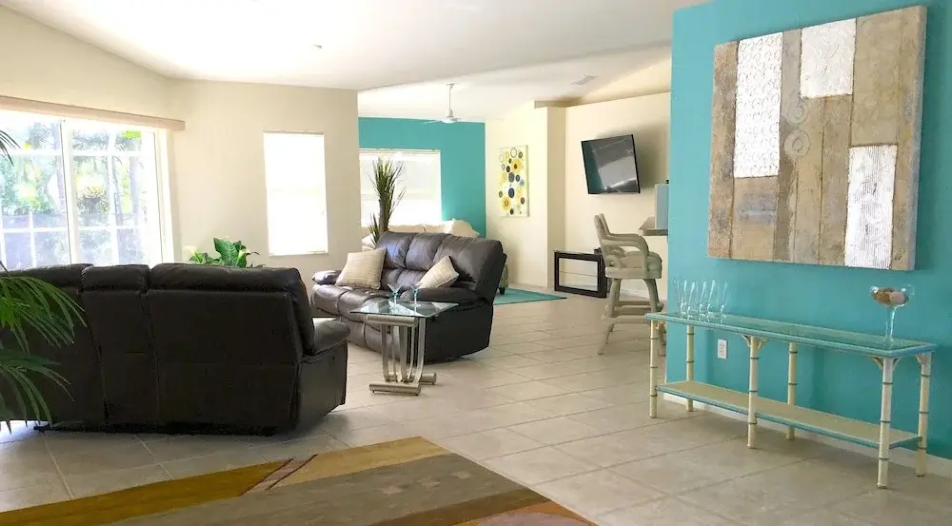 Sunny Daze Rotonda West