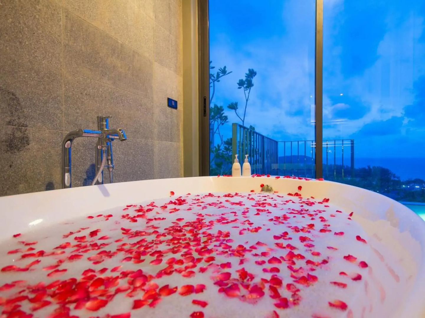 SUNSURI PHUKET, Nai Harn Beach