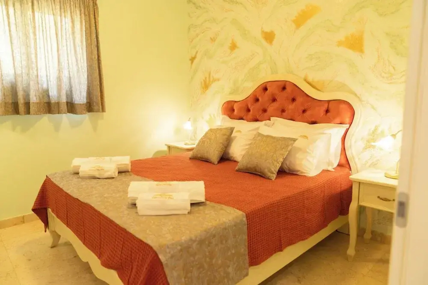 99 Luxury Exotic Villas