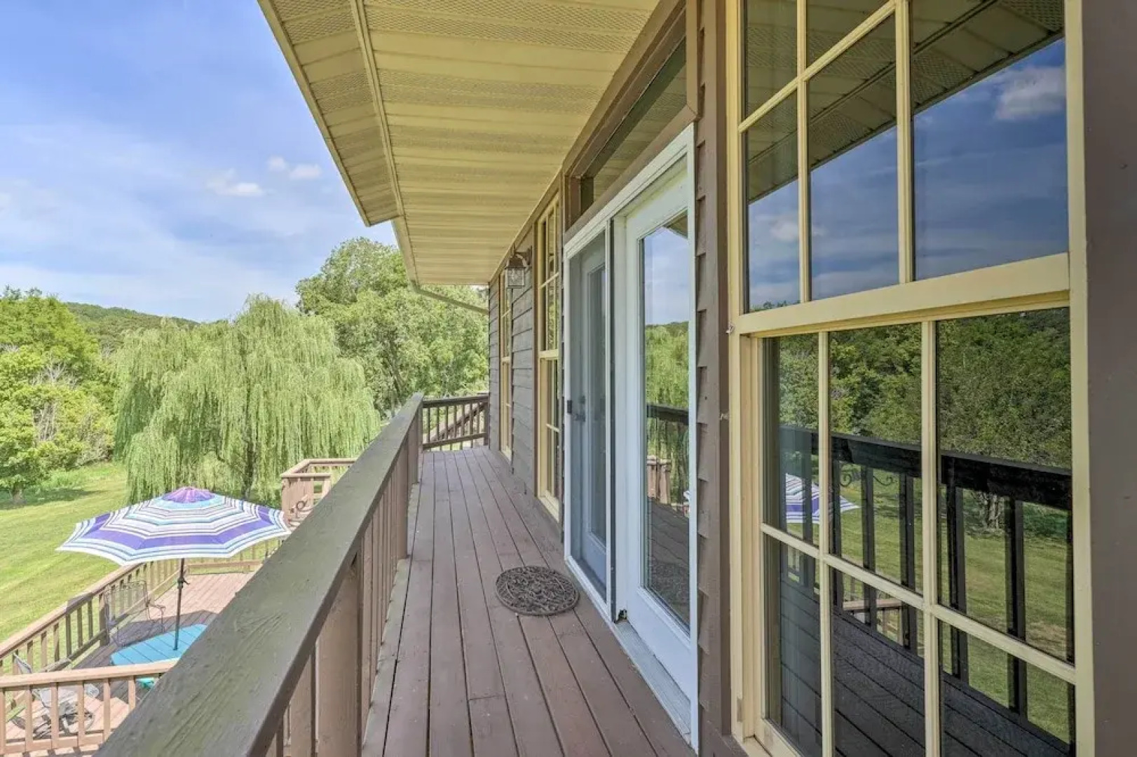 'angler's Ridge' Waterfront Family Getaway!