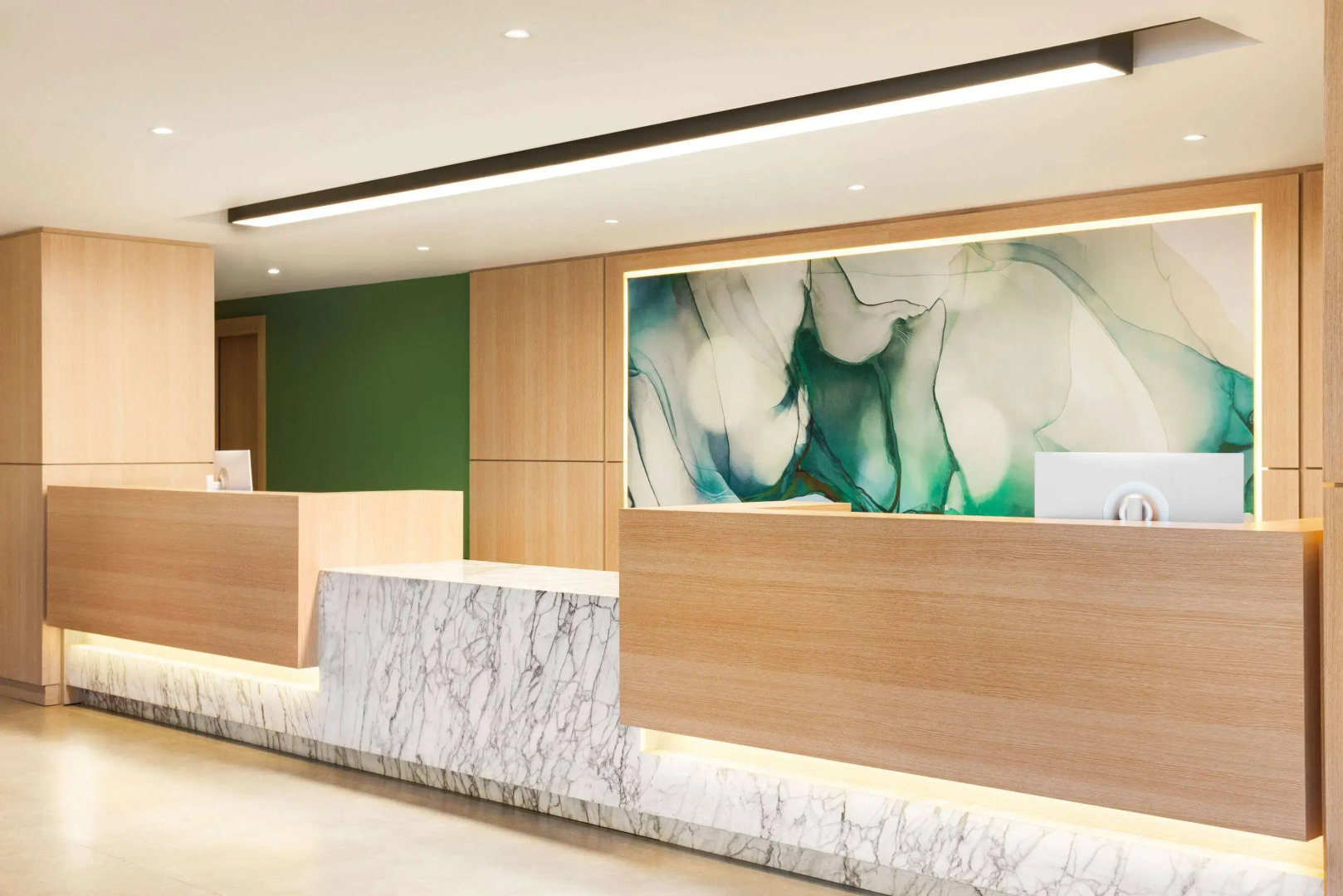 Wyndham Garden Zomin