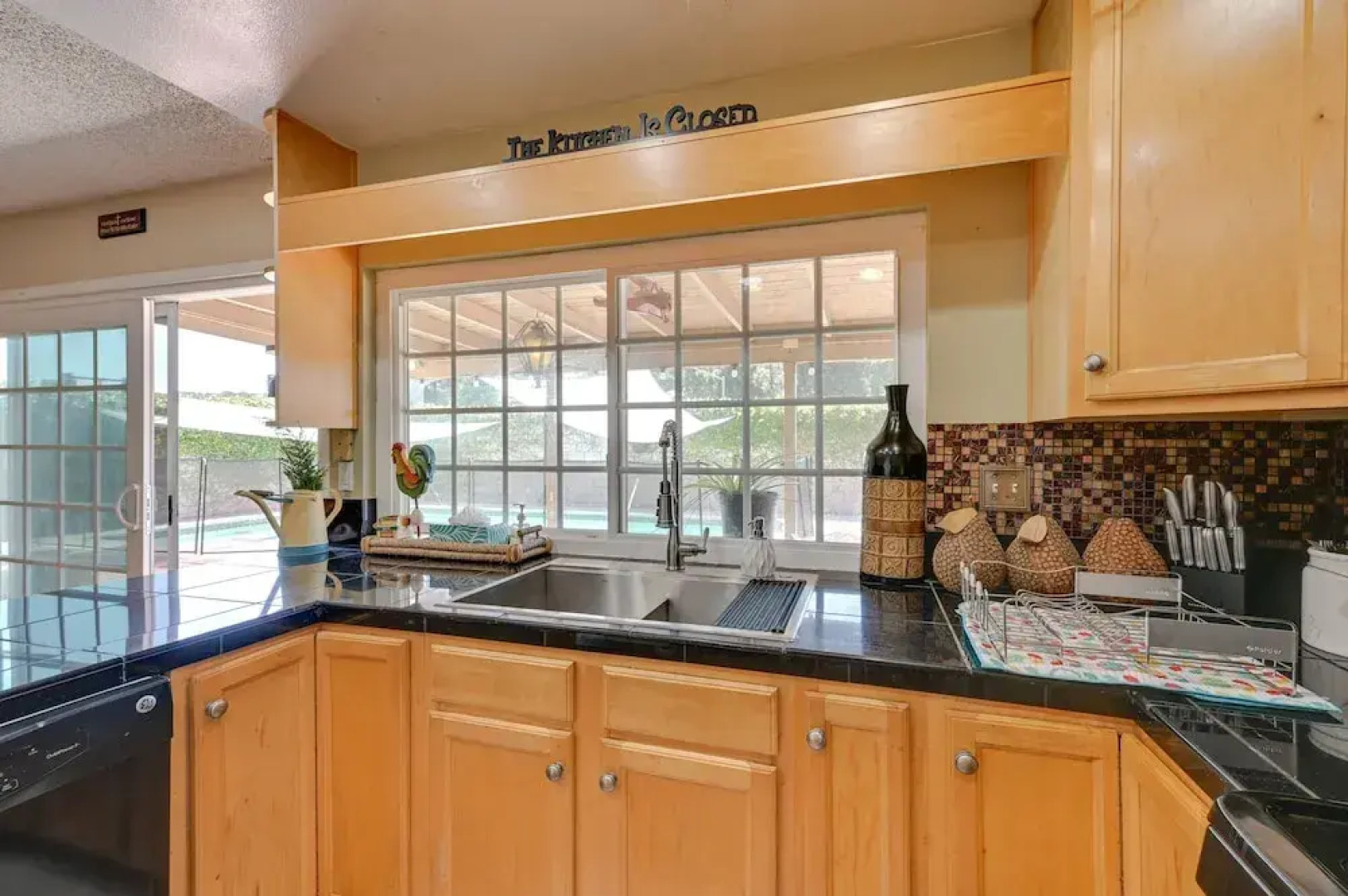 Single-story Chula Vista Home - Private Pool & Spa