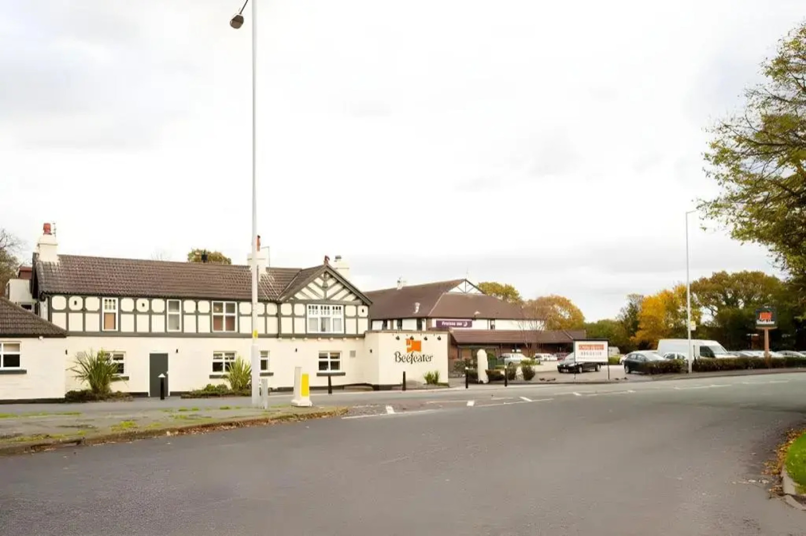Premier Inn Wirral (Heswall)