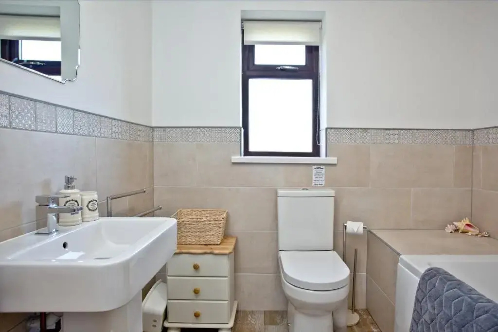 Wheal Jane- Beautifully Fitted Bungalow Helston Cornwall