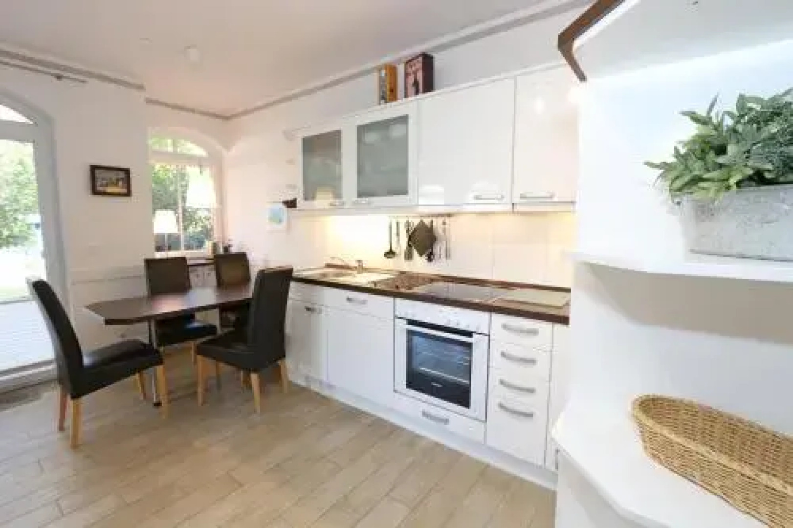 Kurparkresidenz Baabe - Ferienwohnung Meeresgarten mit Terrasse