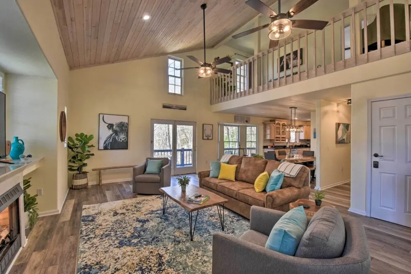 Inviting Sky Valley Home ~ 2 Mi to Mud Creek Falls