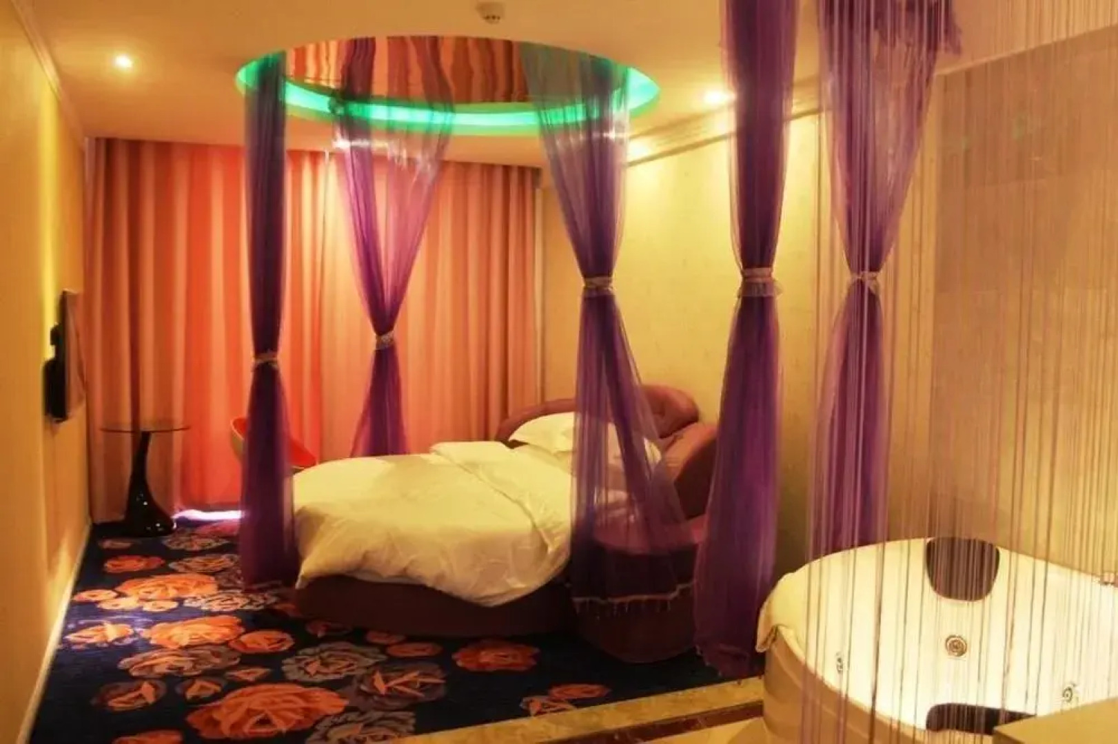 Xinyang Jin Hanting Hotel