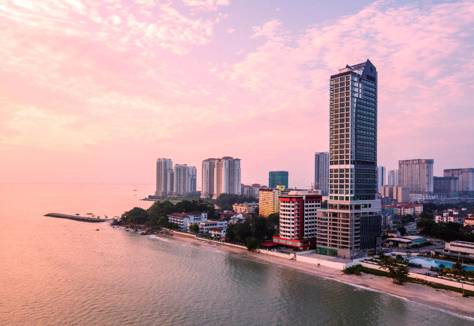 Hompton by the Beach Penang