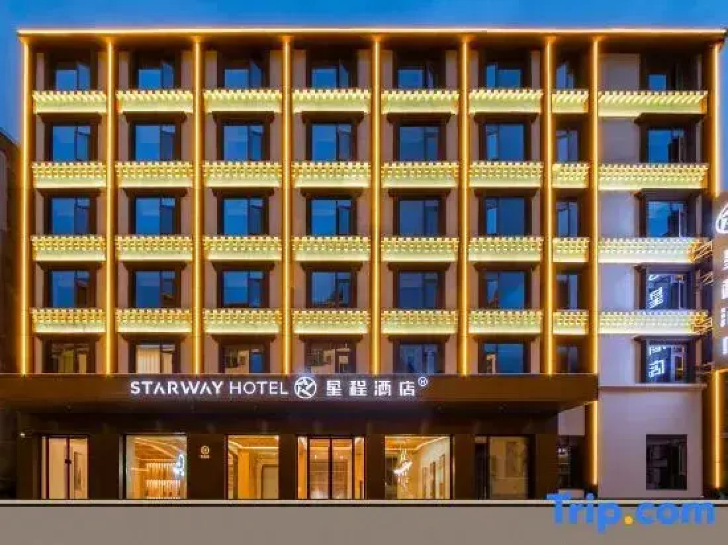 Shenlongjia Shunda Hotel