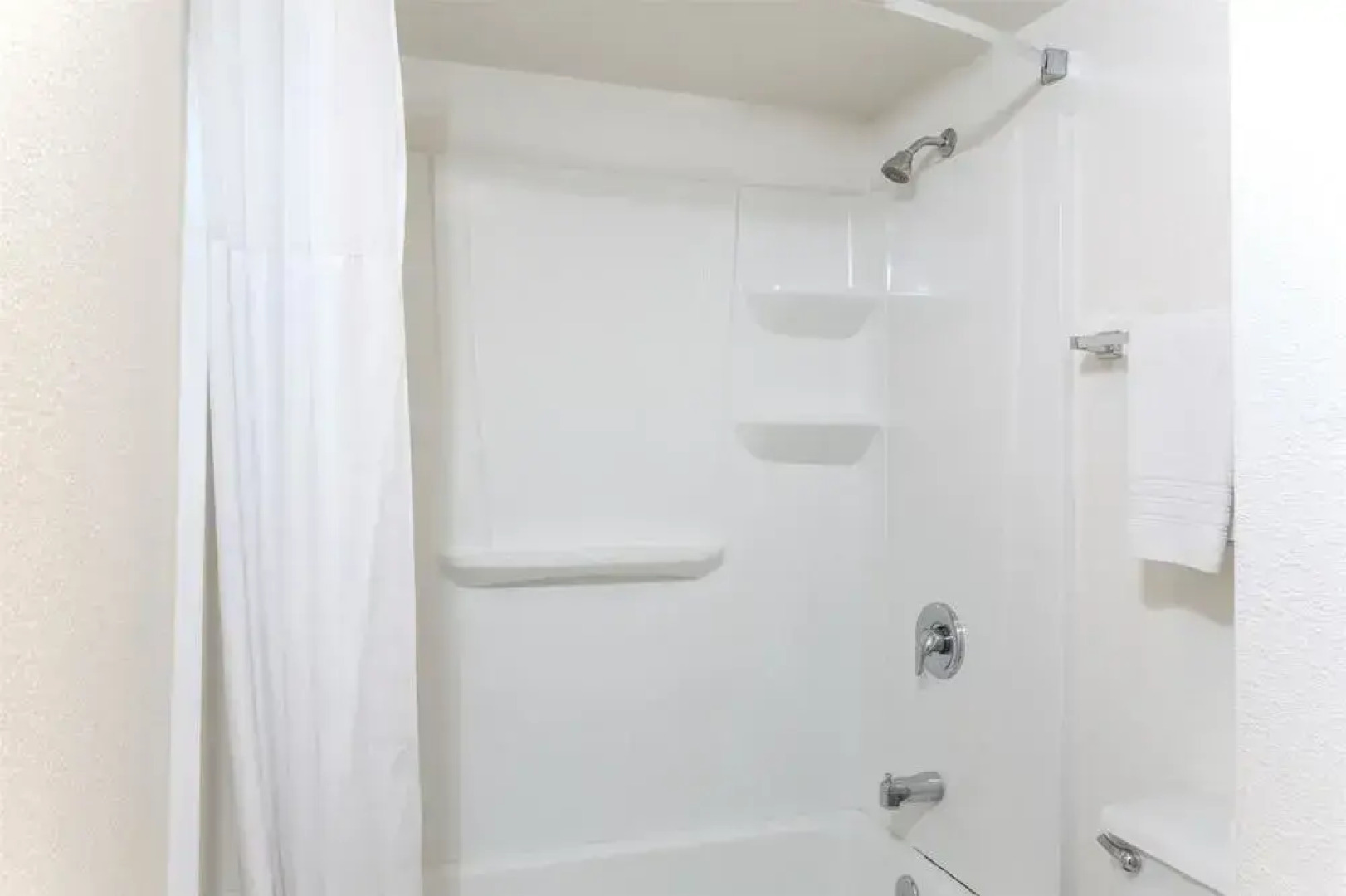 Super 8 Wild Animal Park