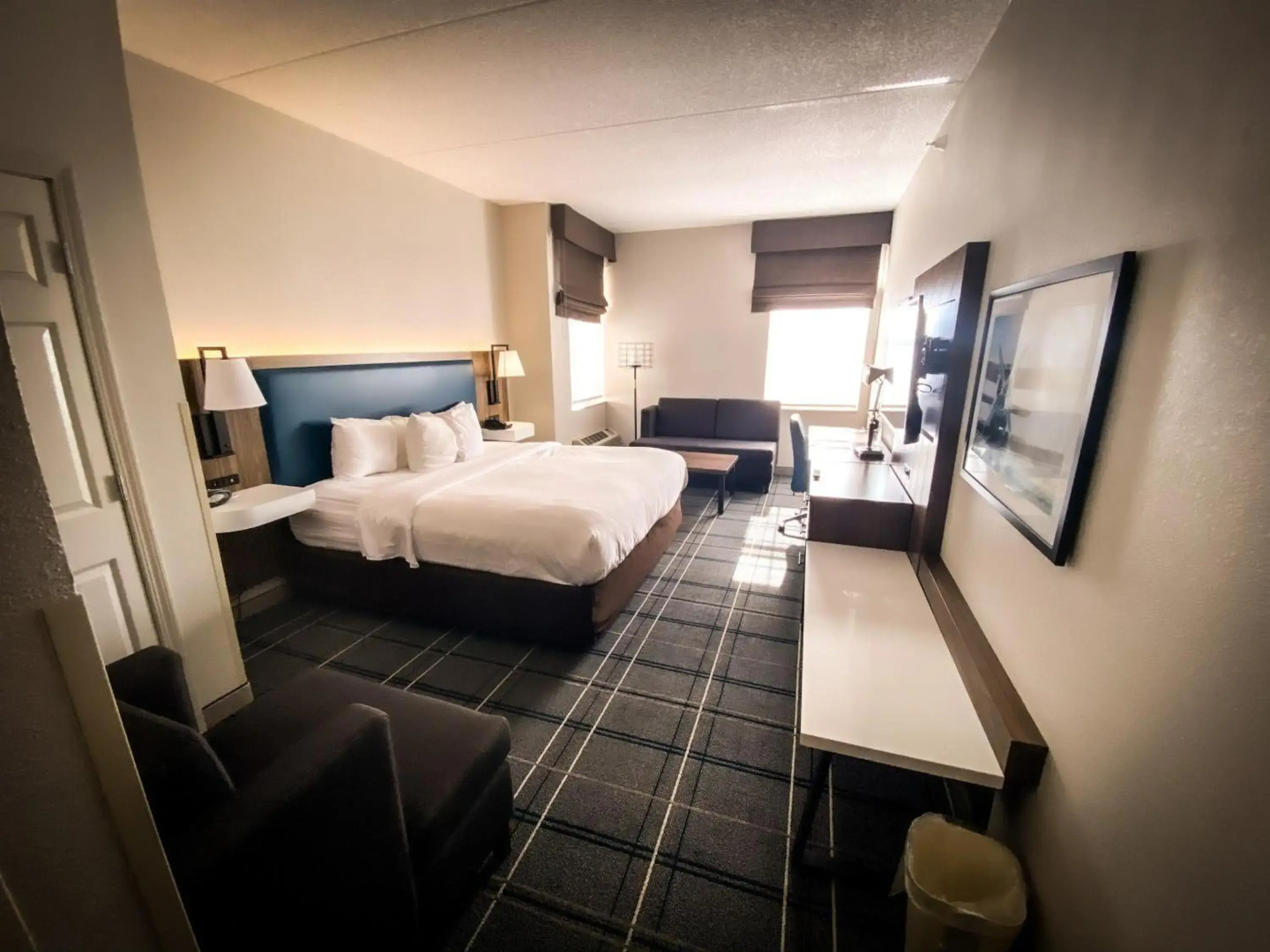 Comfort Suites Airport