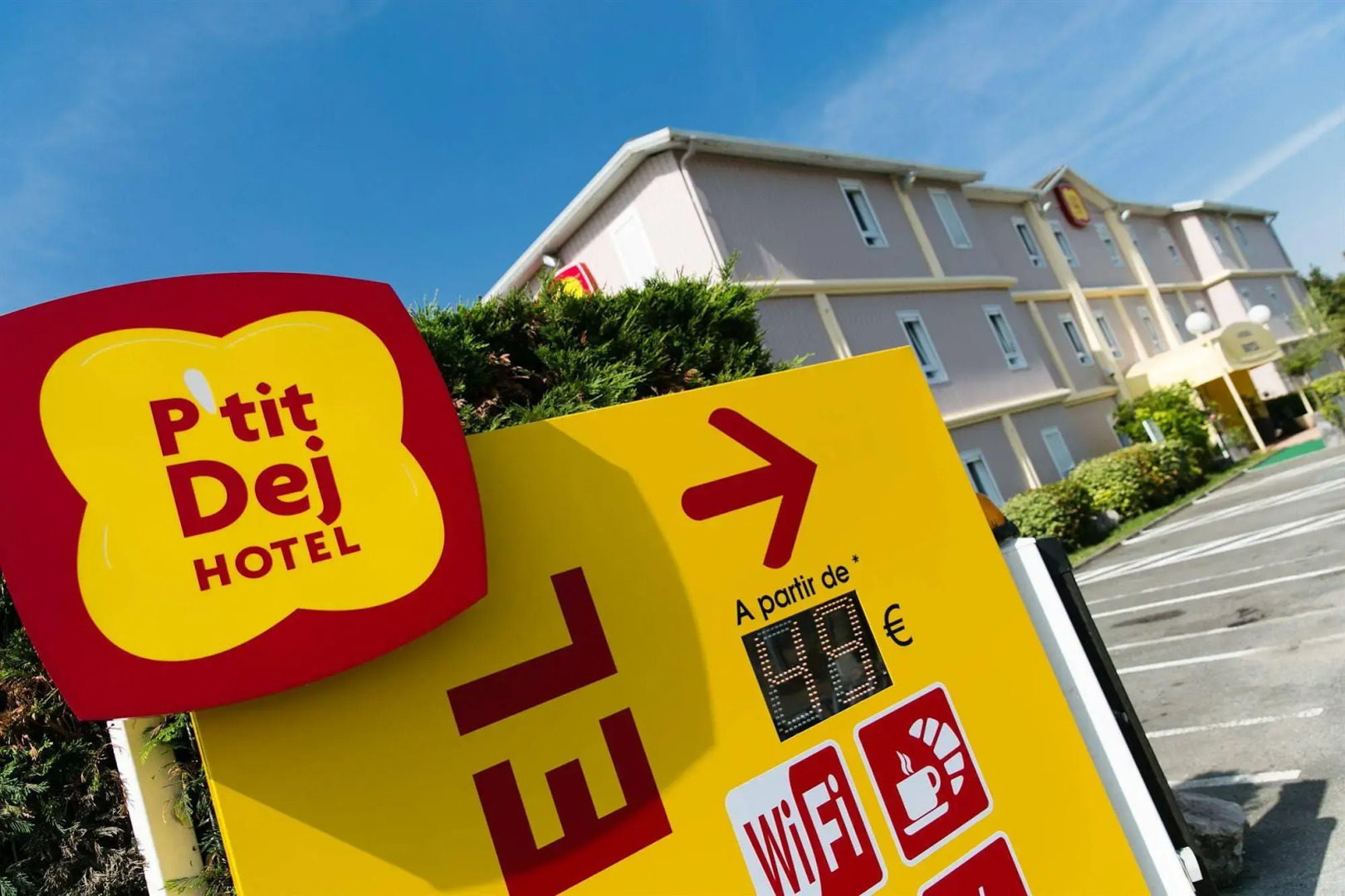 Kyriad Direct Orleans Ouest